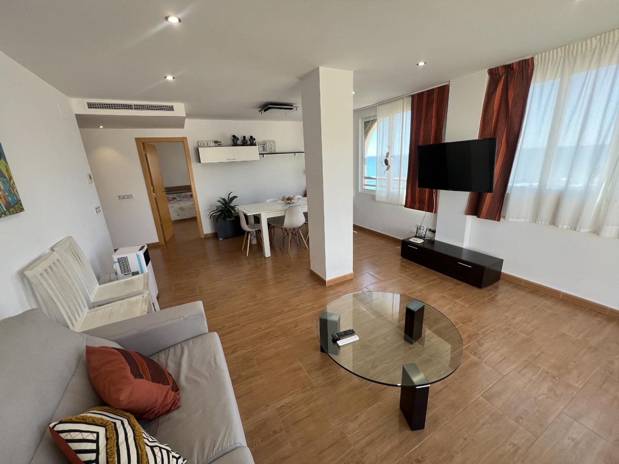 Levante Frontal Al Mar Apartment
